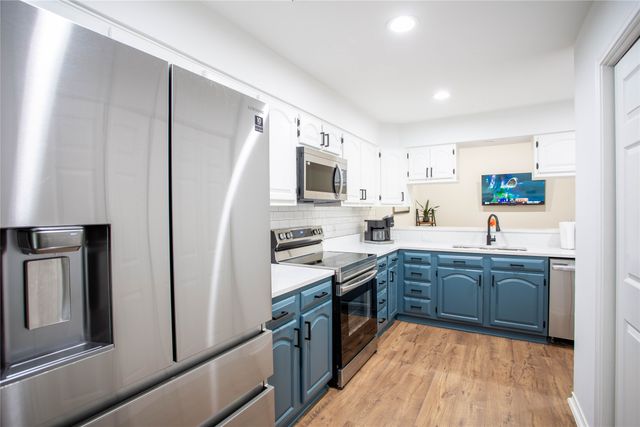 2521 Stanford Court, Carrollton, TX 75006