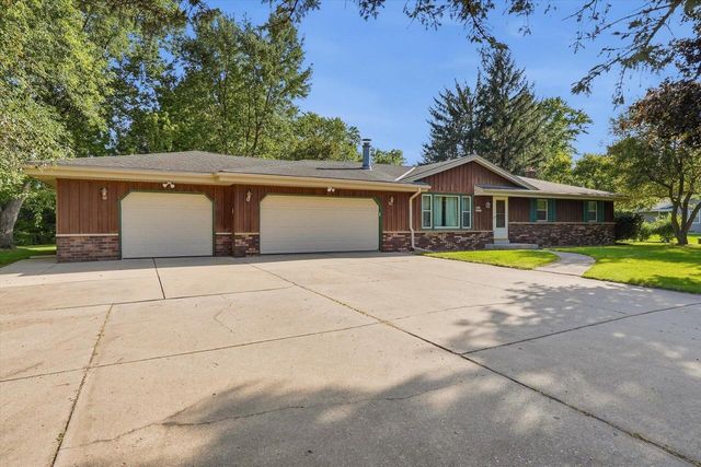N95W25161 Whitewater DRIVE, Colgate, WI 53017