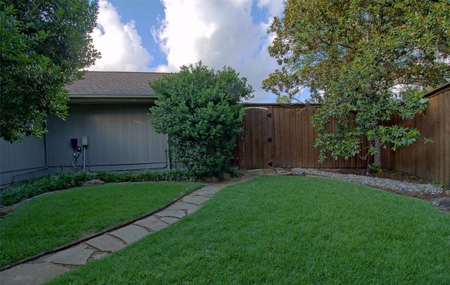 8518 Richardson Branch Trail, Dallas, TX 75243