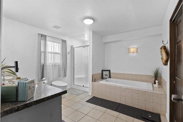 2068 LOST DAUPHIN ROAD, De Pere, WI 54115