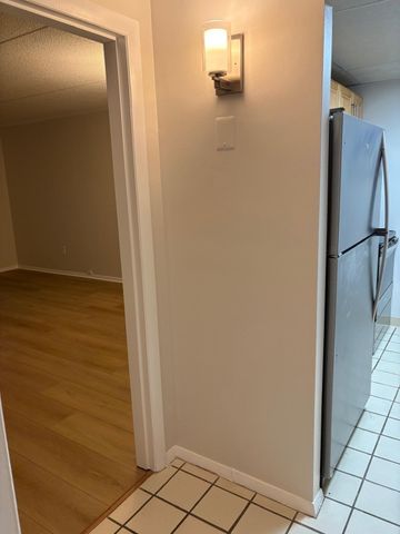 50 Broadlawn 502, Brookline, MA 02467