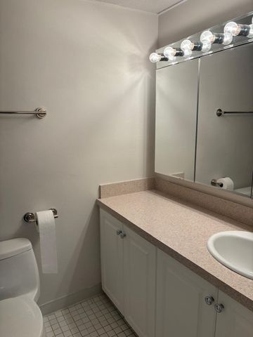 50 Broadlawn 502, Brookline, MA 02467