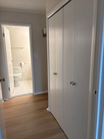 50 Broadlawn 502, Brookline, MA 02467