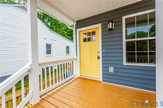 111 St Matthew St, Petersburg, VA 23803
