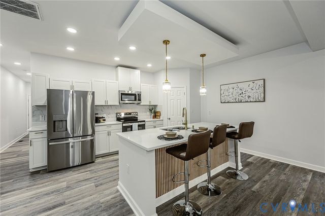 111 St Matthew St, Petersburg, VA 23803