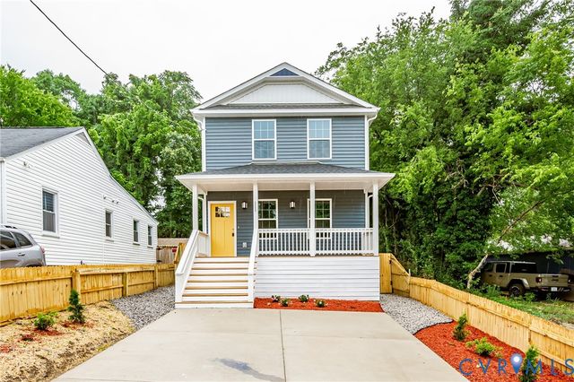 111 St Matthew St, Petersburg, VA 23803