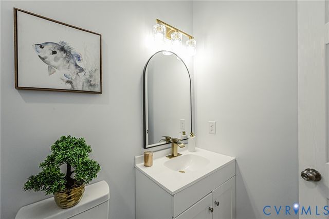 111 St Matthew St, Petersburg, VA 23803