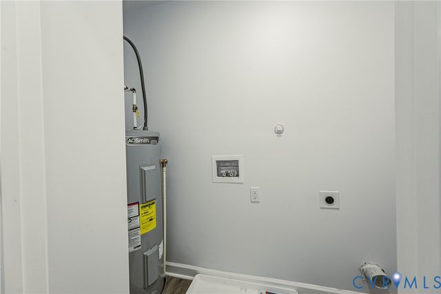 111 St Matthew St, Petersburg, VA 23803
