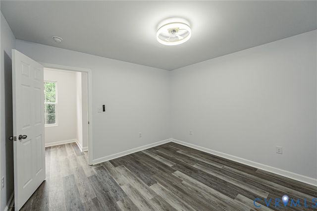 111 St Matthew St, Petersburg, VA 23803