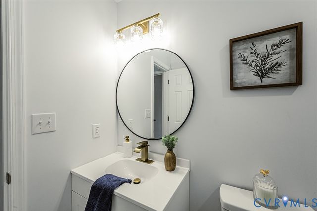 111 St Matthew St, Petersburg, VA 23803
