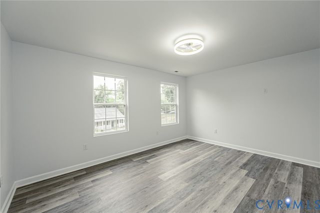 111 St Matthew St, Petersburg, VA 23803