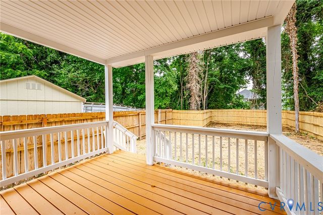 111 St Matthew St, Petersburg, VA 23803