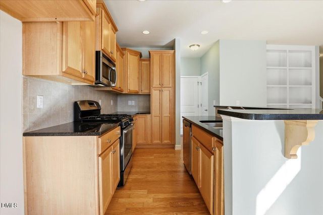 128 Wembley Drive, Clayton, NC 27527