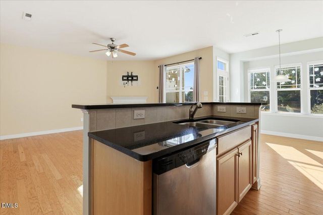 128 Wembley Drive, Clayton, NC 27527