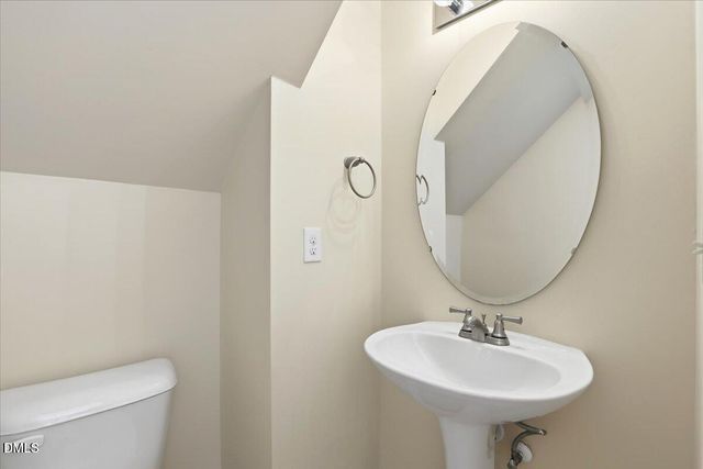 128 Wembley Drive, Clayton, NC 27527