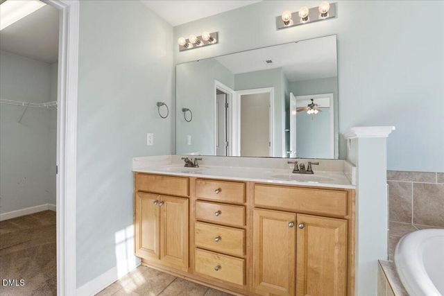 128 Wembley Drive, Clayton, NC 27527