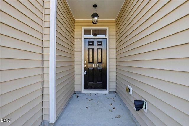 128 Wembley Drive, Clayton, NC 27527