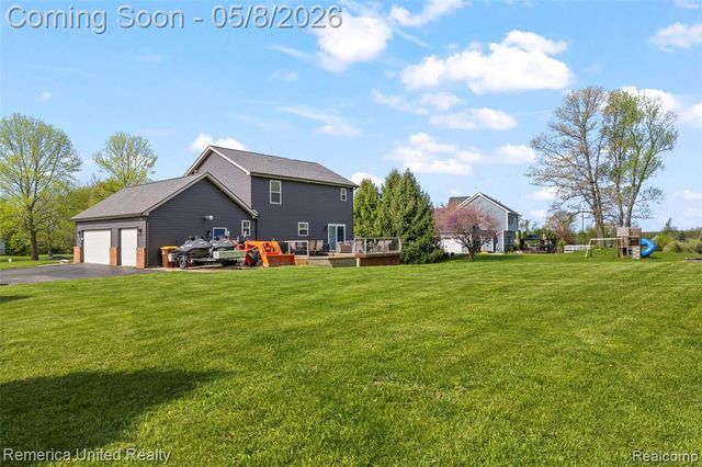 2558 Clivedon Road, Howell, MI 48843