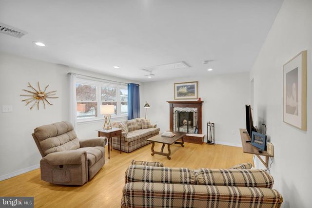 2512 W HIGHLAND ST, Allentown, PA 18104