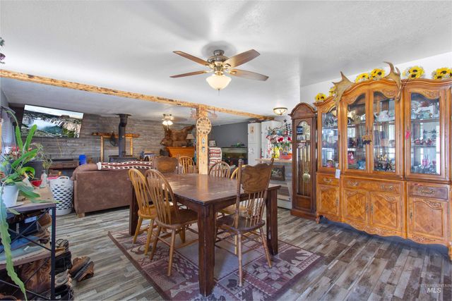 636 Main St N, Hansen, ID 83334