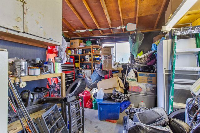 636 Main St N, Hansen, ID 83334