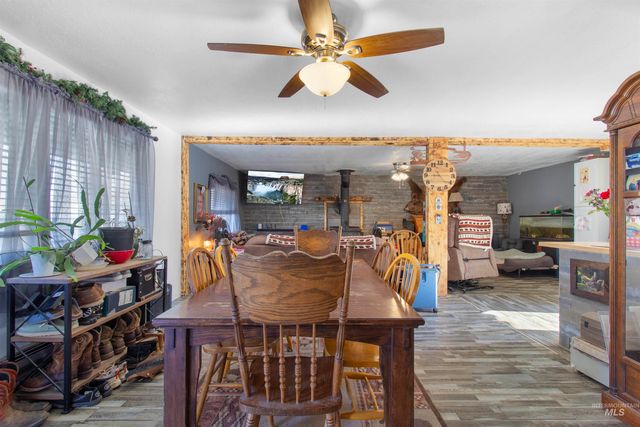 636 Main St N, Hansen, ID 83334