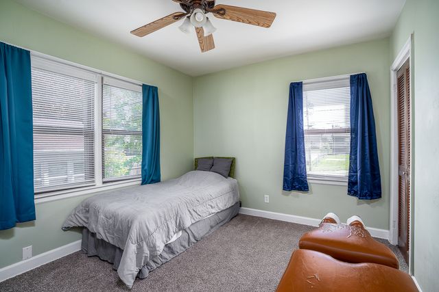 2639 N HOWELL Street, Davenport, IA 52804