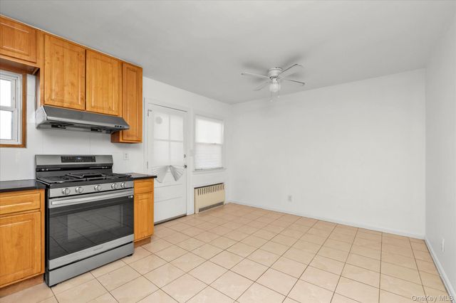 5 White Street, Valley Stream, NY 11580