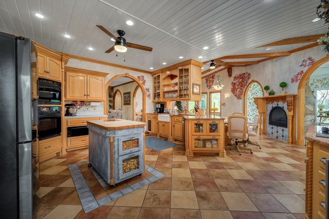 122 Creekside Ln, Woodbury, TN 37190