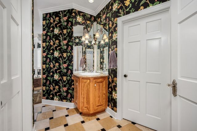 122 Creekside Ln, Woodbury, TN 37190