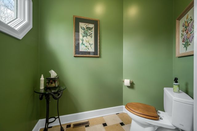 122 Creekside Ln, Woodbury, TN 37190