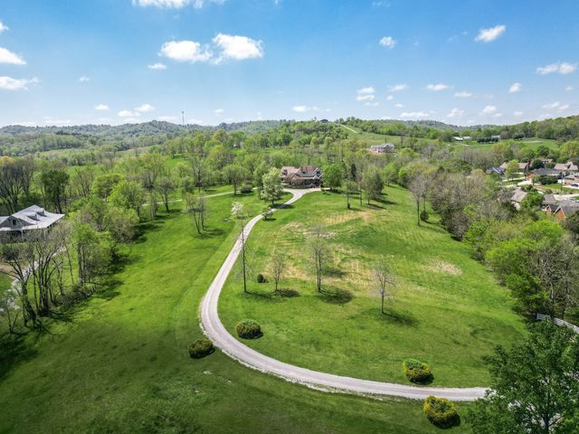 122 Creekside Ln, Woodbury, TN 37190