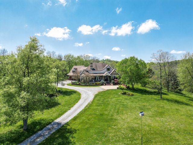 122 Creekside Ln, Woodbury, TN 37190
