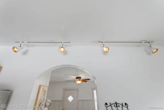 815 McPherson Street, Howell, MI 48843