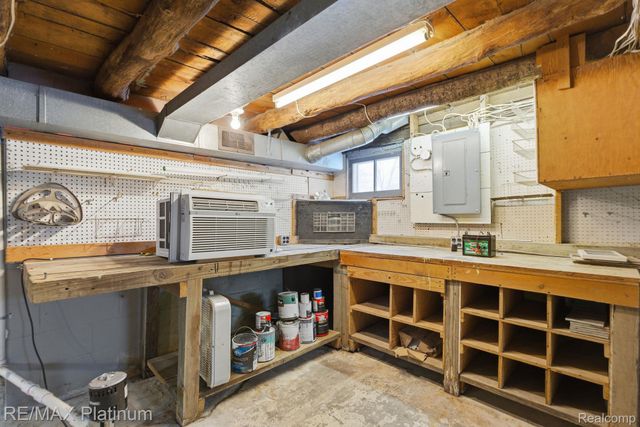 815 McPherson Street, Howell, MI 48843