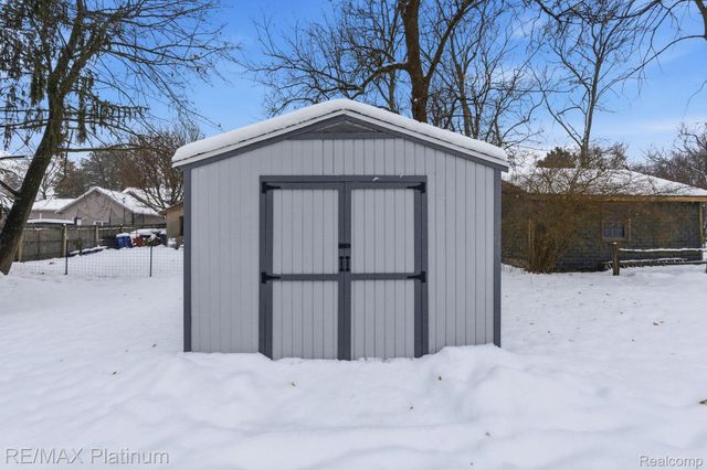 815 McPherson Street, Howell, MI 48843