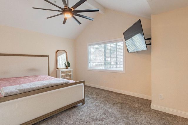 18 Hancock Circle, Salinas, CA 93906