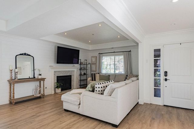 18 Hancock Circle, Salinas, CA 93906