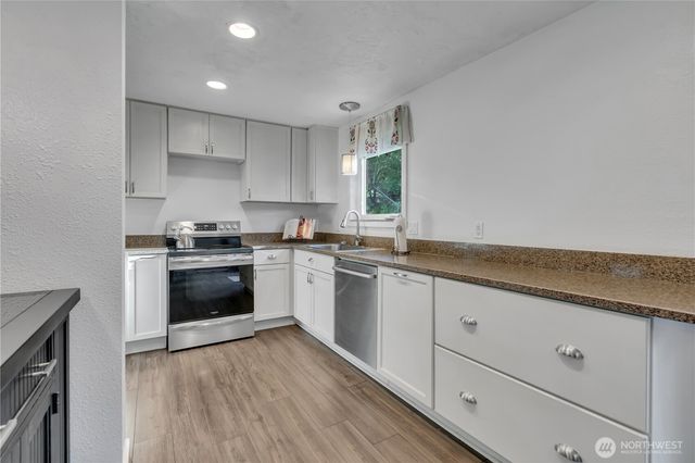 13301 186th Avenue SE, Renton, WA 98059