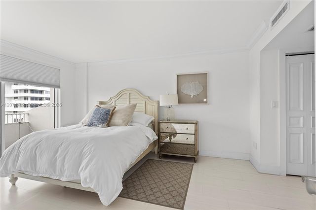 199 Ocean Lane Drive 902, Key Biscayne, FL 33149