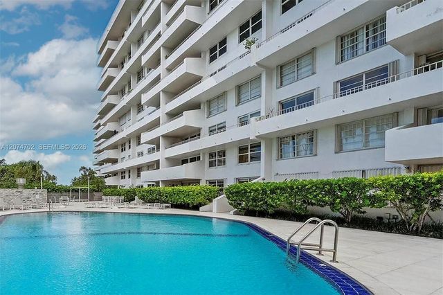 199 Ocean Lane Drive 902, Key Biscayne, FL 33149