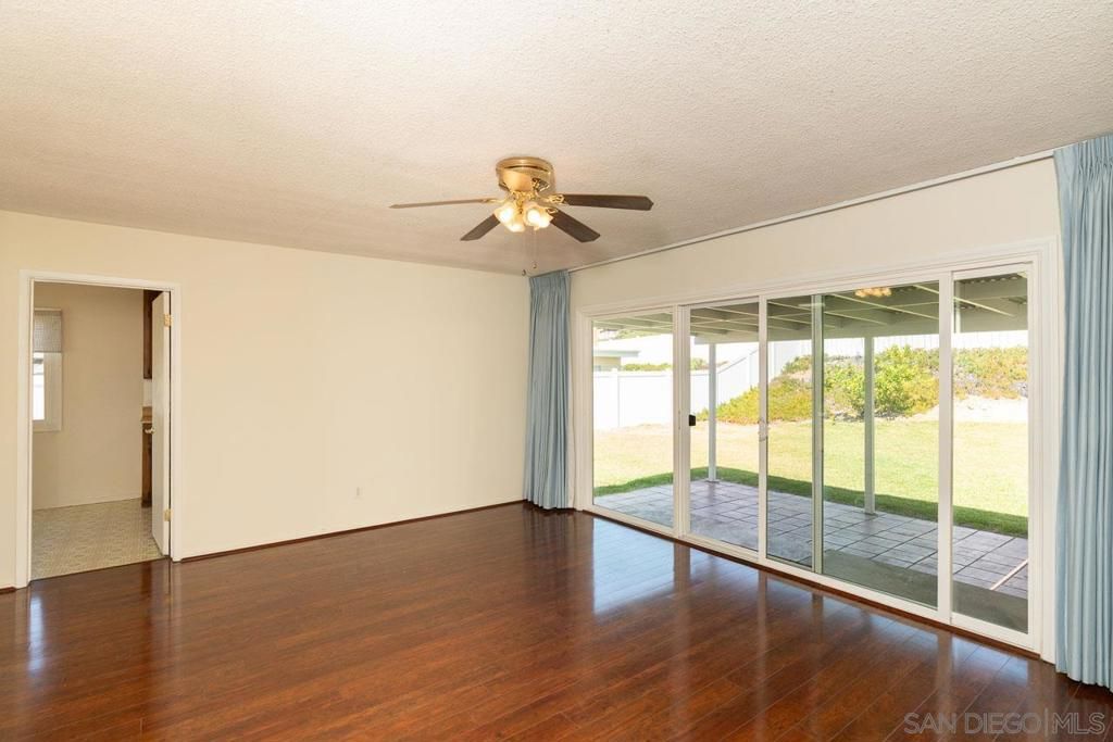 Image 8 of property listing at 6881 Newberry Street, San Diego, CA 92120