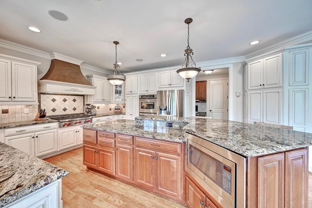 153 Kruempelman Drive, Fort Mitchell, KY 41011