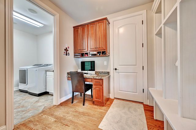 153 Kruempelman Drive, Fort Mitchell, KY 41011