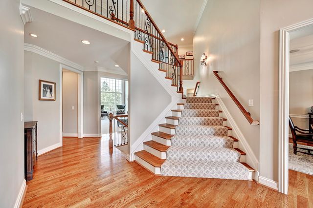 153 Kruempelman Drive, Fort Mitchell, KY 41011