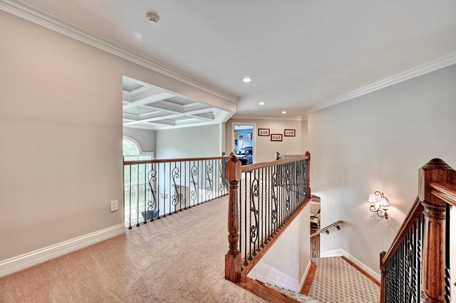 153 Kruempelman Drive, Fort Mitchell, KY 41011