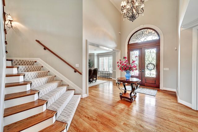 153 Kruempelman Drive, Fort Mitchell, KY 41011