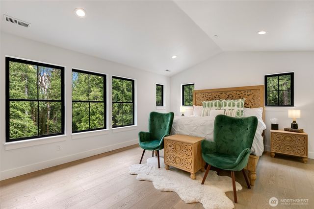 26237 SE Old Black Nugget Road, Issaquah, WA 98029