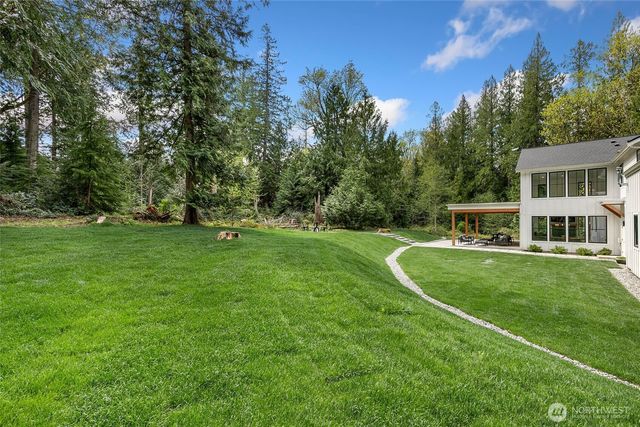 26237 SE Old Black Nugget Road, Issaquah, WA 98029
