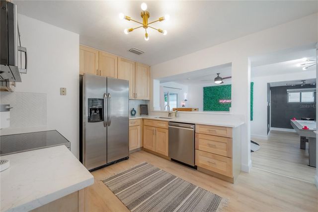 4316 S LOIS AVENUE, Tampa, FL 33611